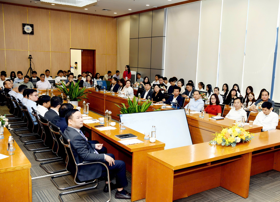 National Economics University